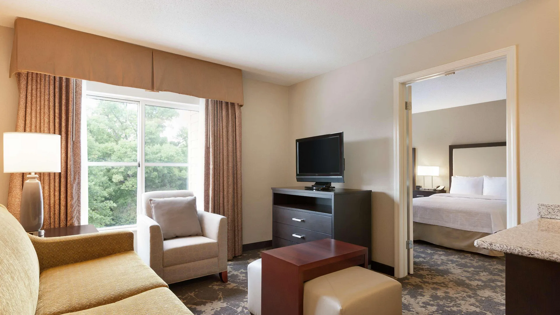 Homewood Suites By Hilton Charlotte Airport 2*,