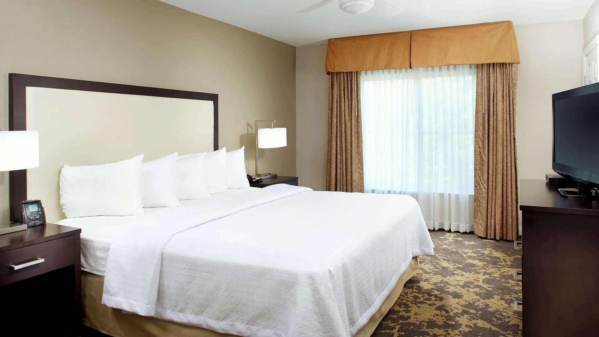 Homewood Suites By Hilton Charlotte Airport 2*,  United States